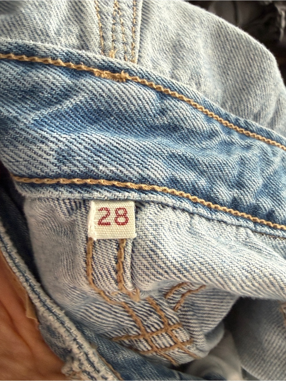 Levi’s Tapered Overalls size 28 - Picture 4 of 4